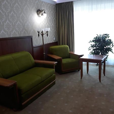 Hotel Imperium Pszczyna Exterior foto