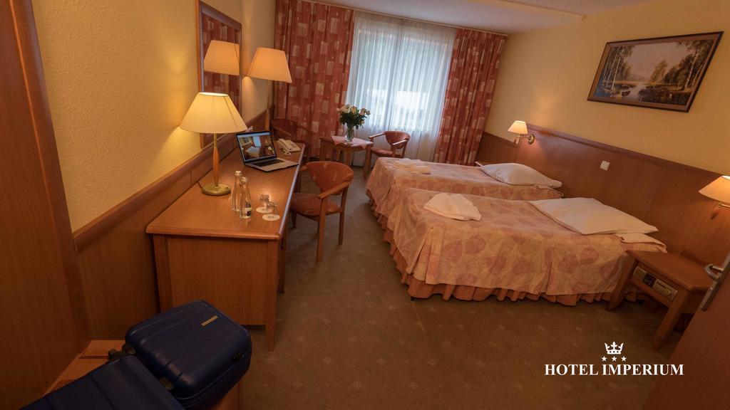 Hotel Imperium Pszczyna Exterior foto